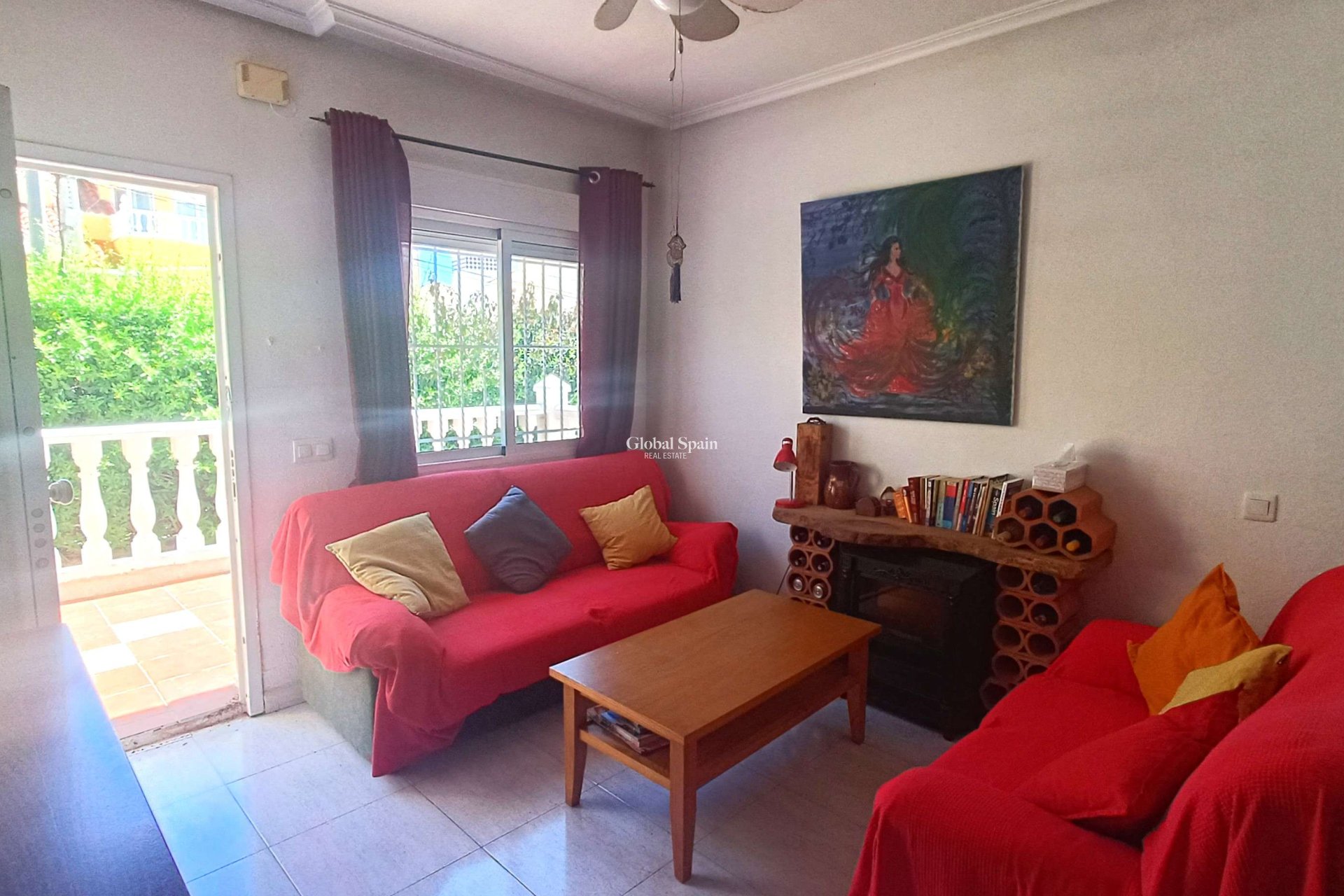 Resale - HOUSE -
ORIHUELA COSTA - Costa Blanca