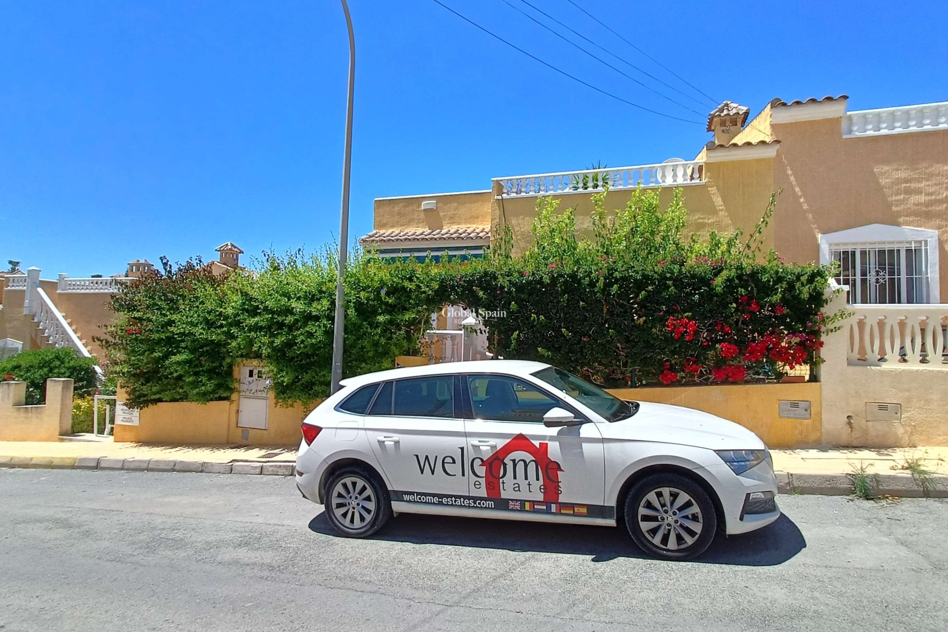 Resale - HOUSE -
ORIHUELA COSTA - Costa Blanca