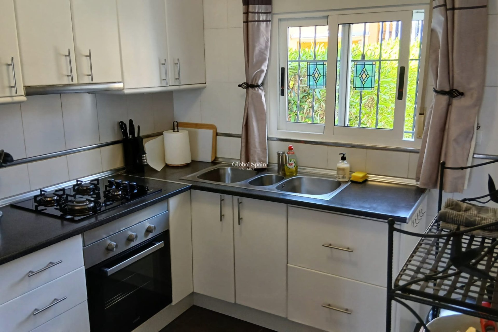 Resale - HOUSE -
ORIHUELA COSTA - Costa Blanca