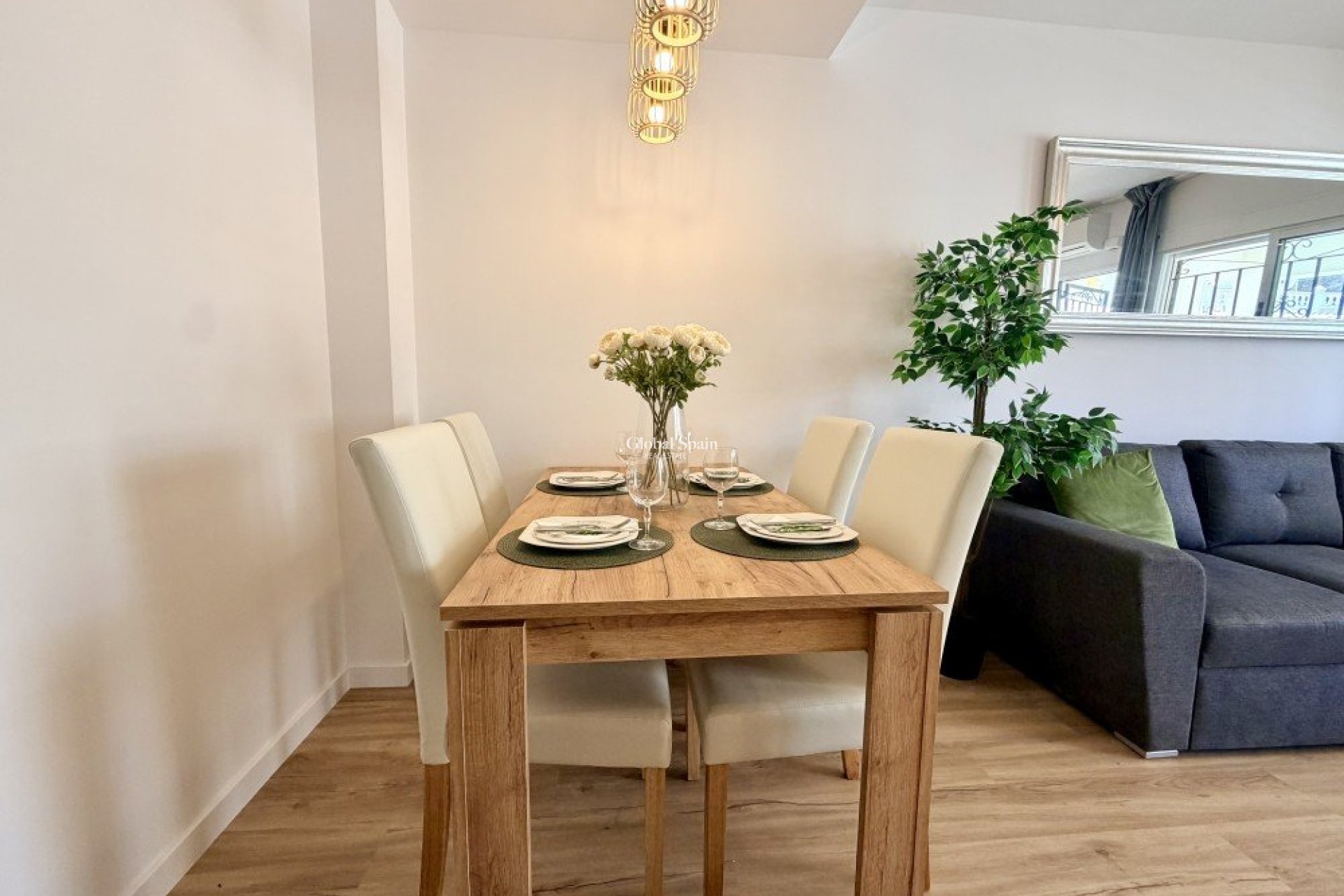 Resale - HOUSE -
ORIHUELA COSTA - Costa Blanca