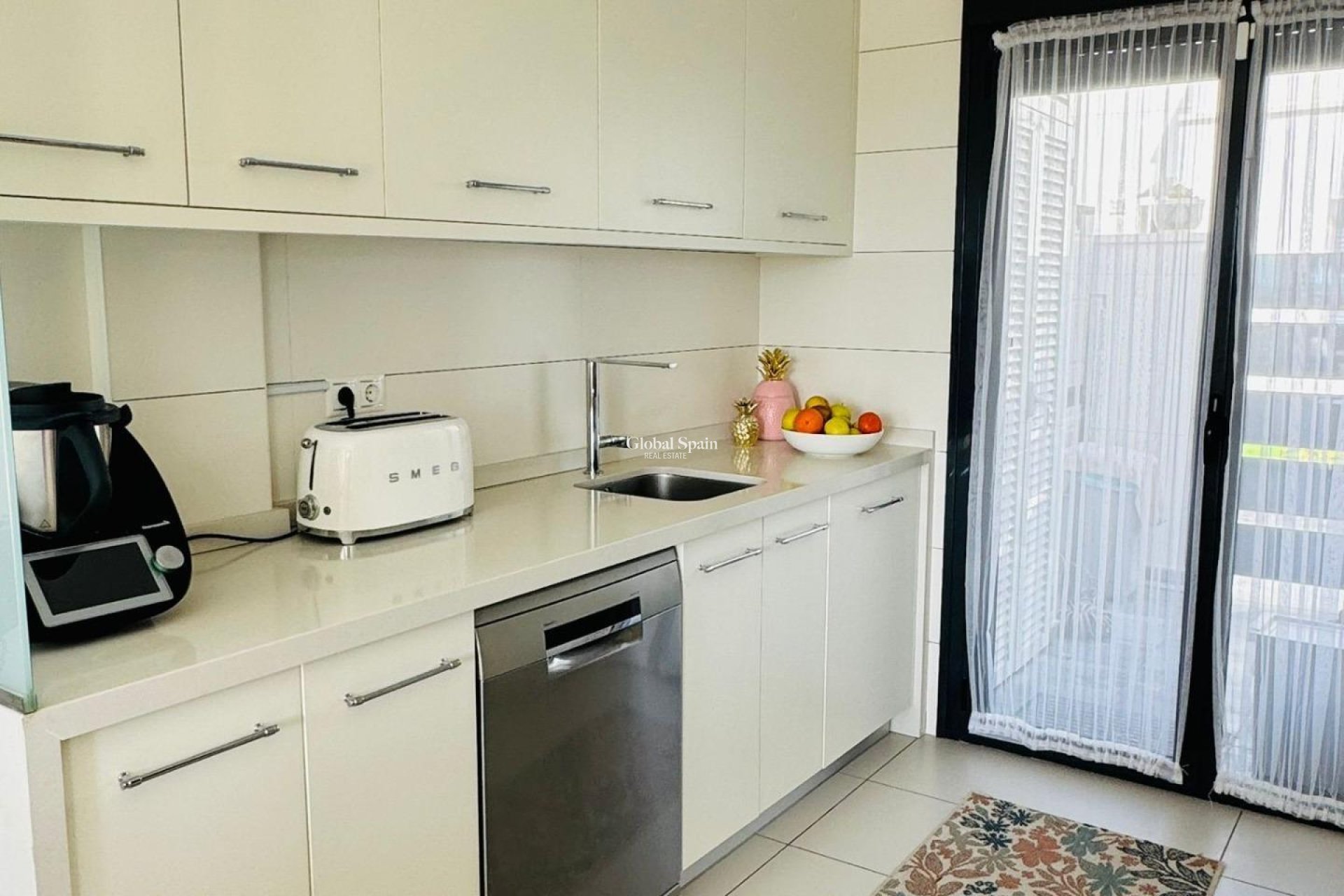 Resale - HOUSE -
ORIHUELA COSTA - Costa Blanca