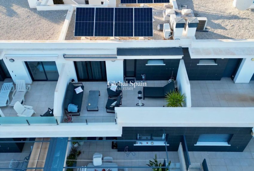 Resale - HOUSE -
ORIHUELA COSTA - Costa Blanca