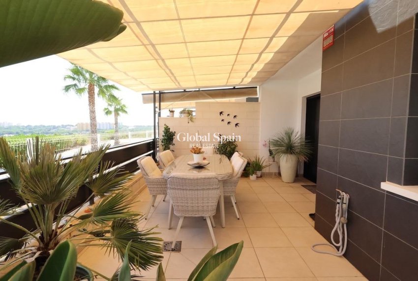 Resale - HOUSE -
ORIHUELA COSTA - Costa Blanca