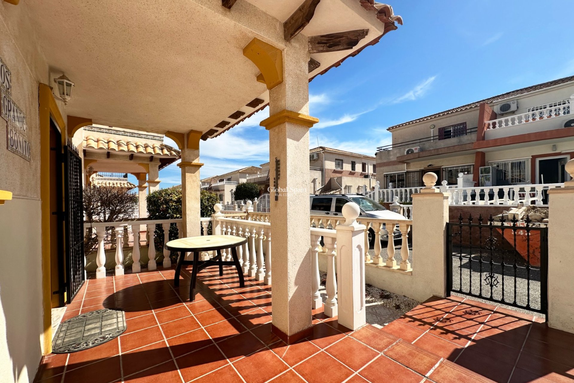 Resale - HOUSE -
ORIHUELA COSTA - Costa Blanca