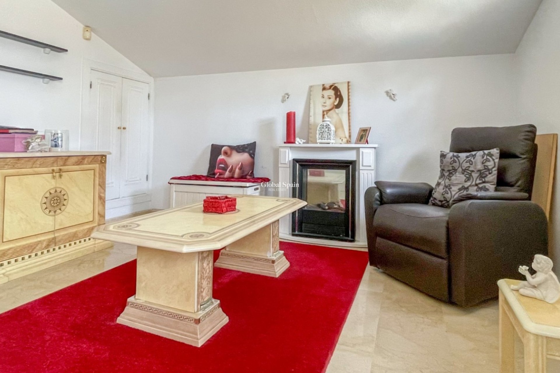 Resale - HOUSE -
ORIHUELA COSTA - Costa Blanca