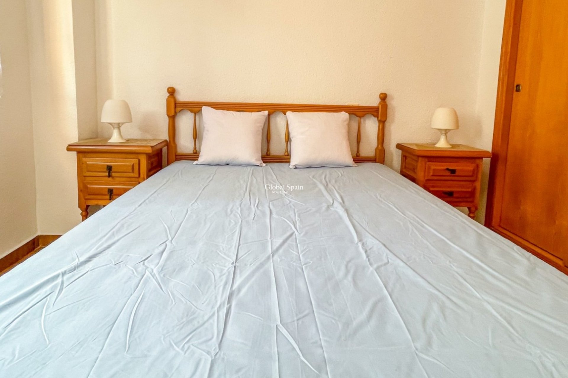 Resale - HOUSE -
ORIHUELA COSTA - Costa Blanca