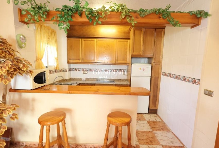 Resale - HOUSE -
ORIHUELA COSTA - Costa Blanca