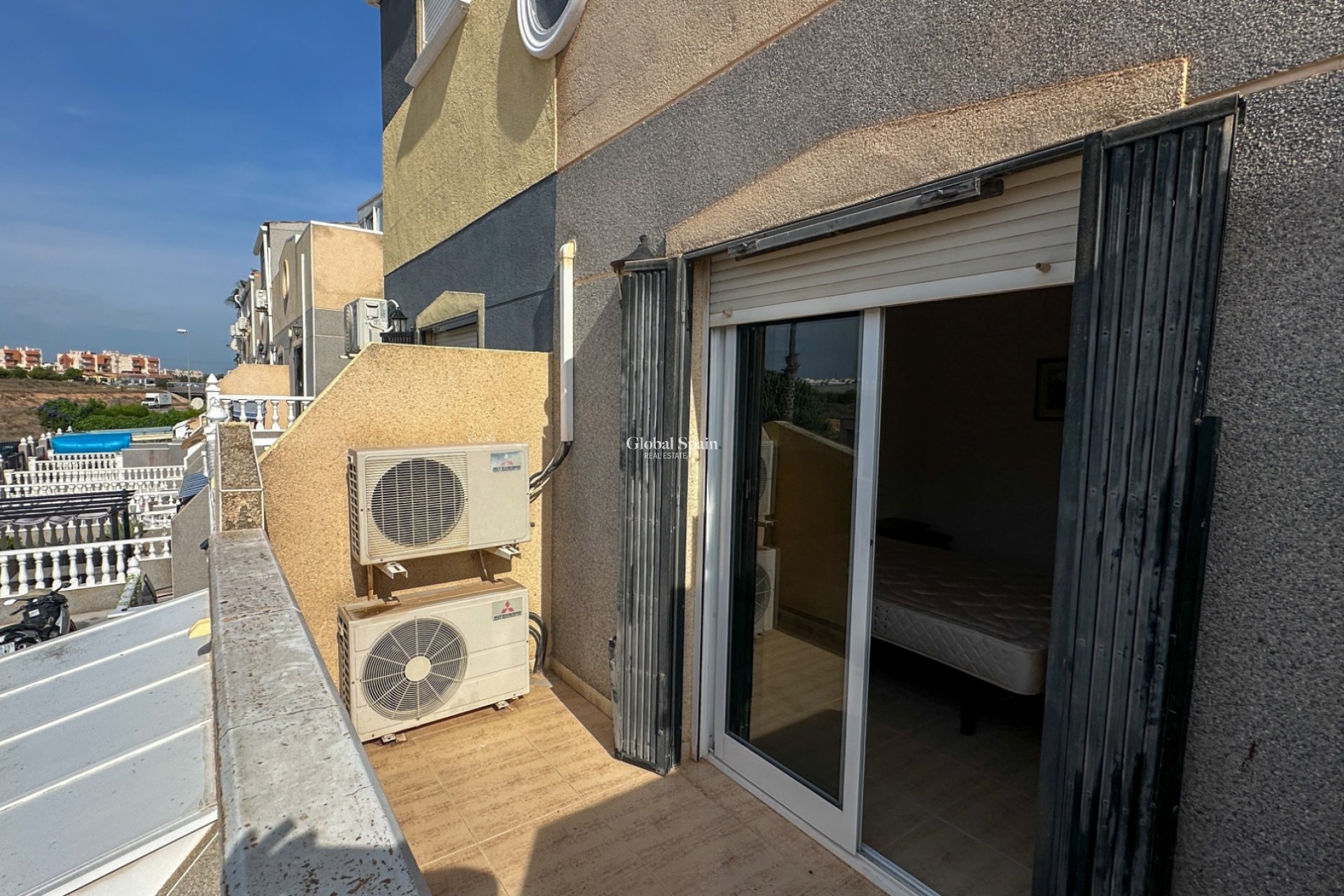 Resale - HOUSE -
ORIHUELA COSTA - Costa Blanca