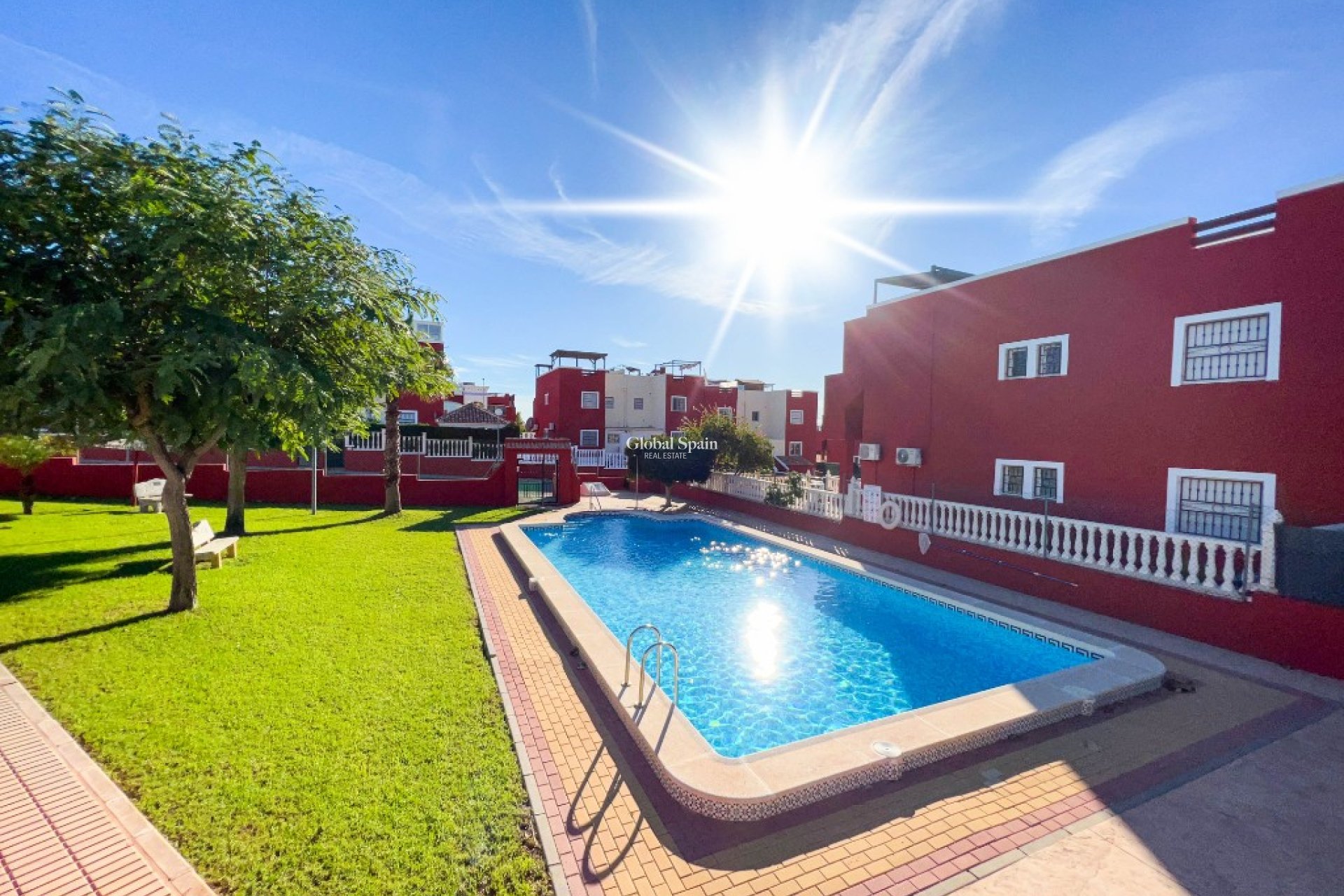 Resale - House -
ORIHUELA COSTA - Dream Hills