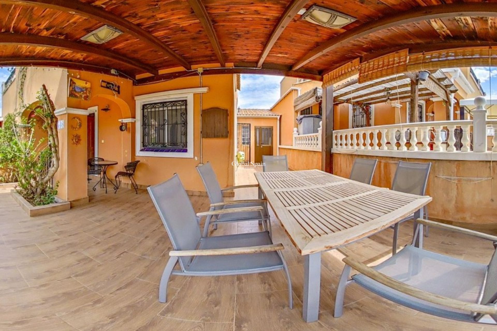 Resale - House -
ORIHUELA COSTA - Dream Hills