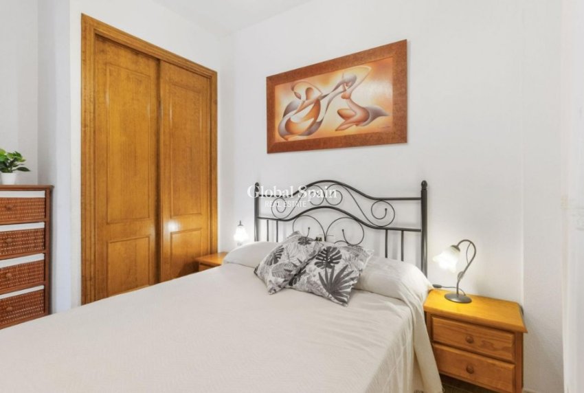 Resale - House -
ORIHUELA COSTA - Dream Hills