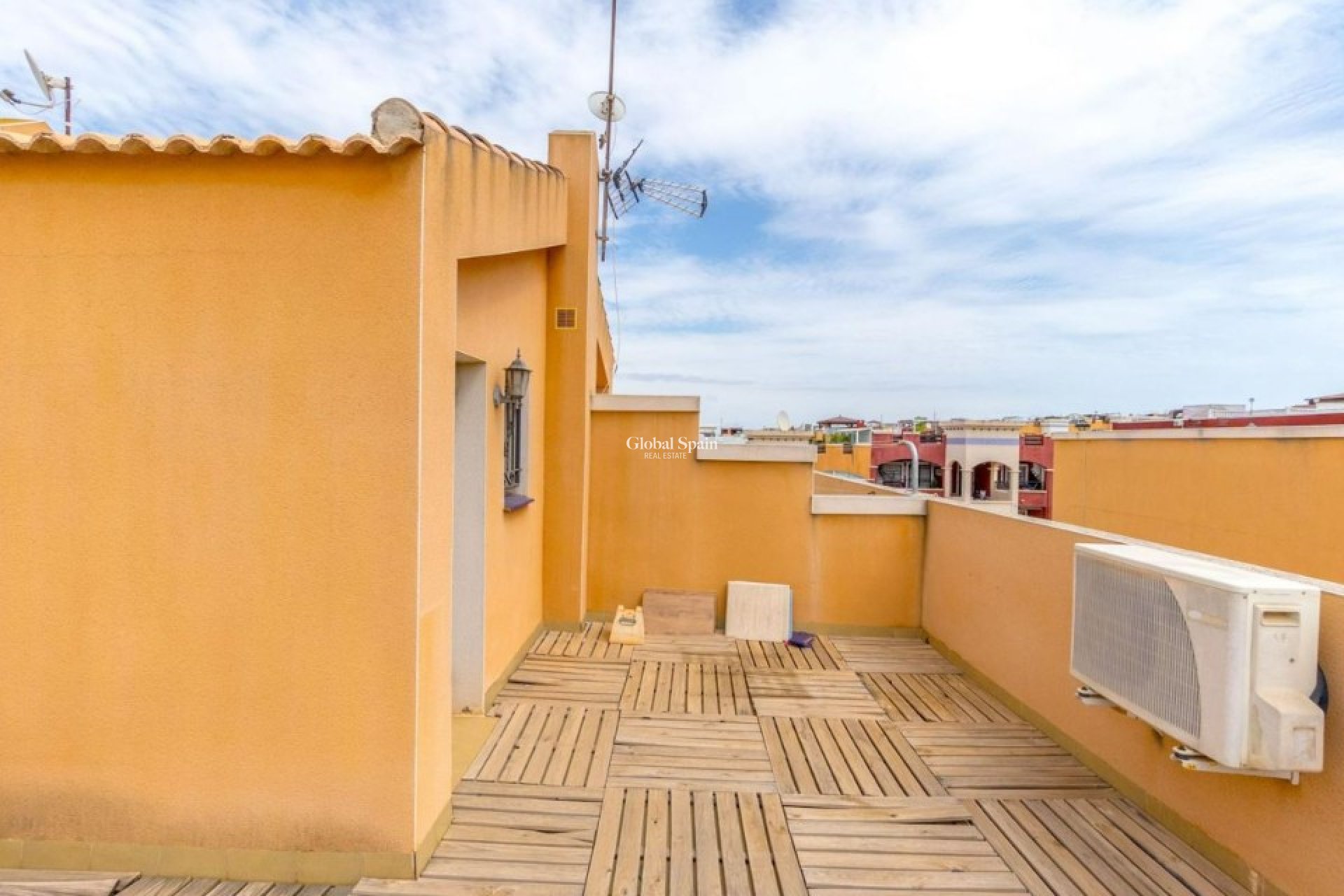Resale - House -
ORIHUELA COSTA - Dream Hills