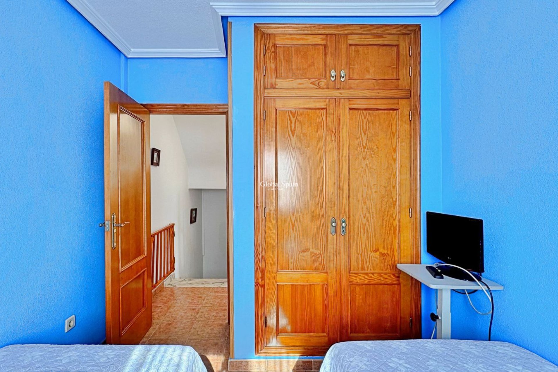 Resale - House -
ORIHUELA COSTA - La Campana