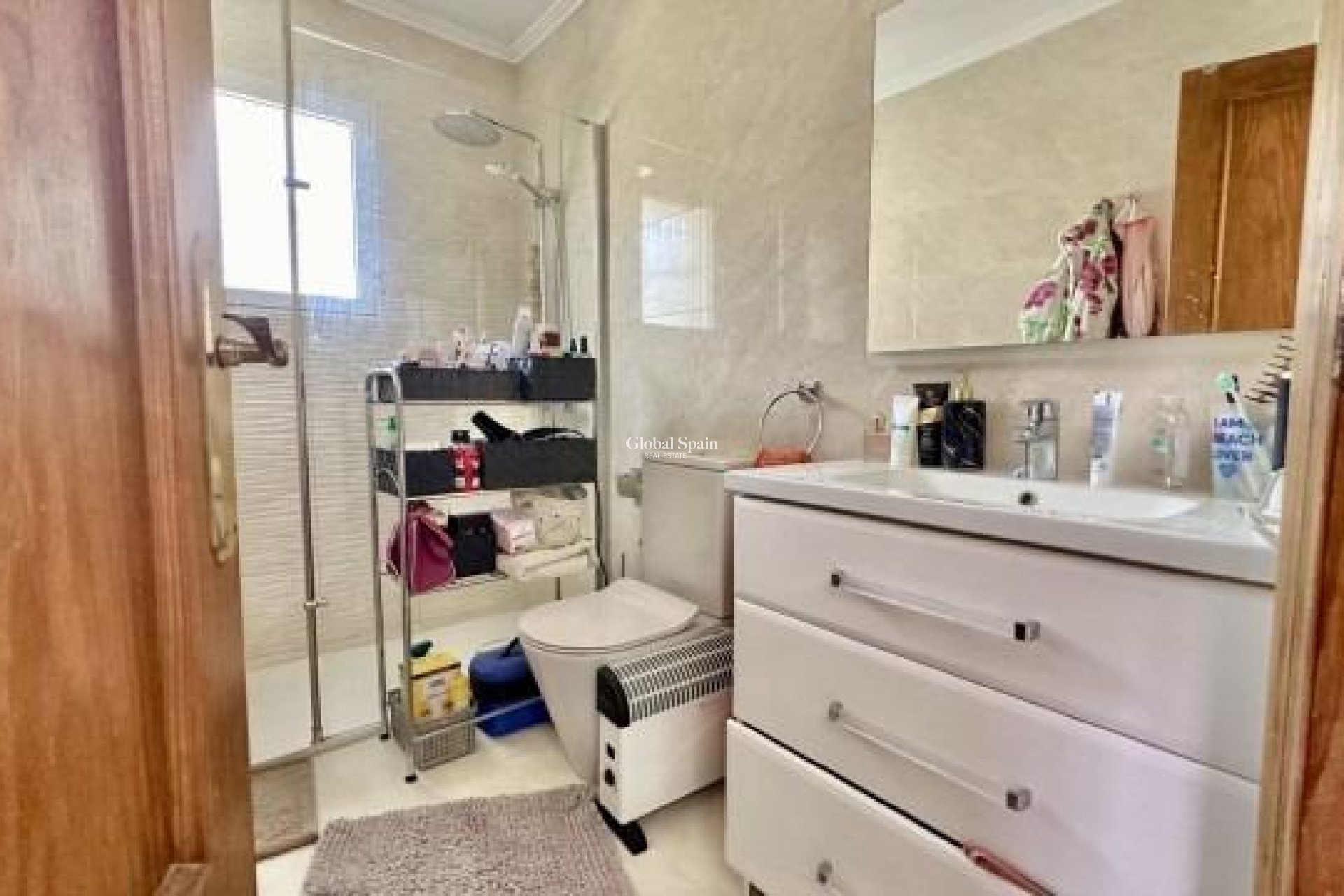 Resale - House -
ORIHUELA COSTA - La Florida