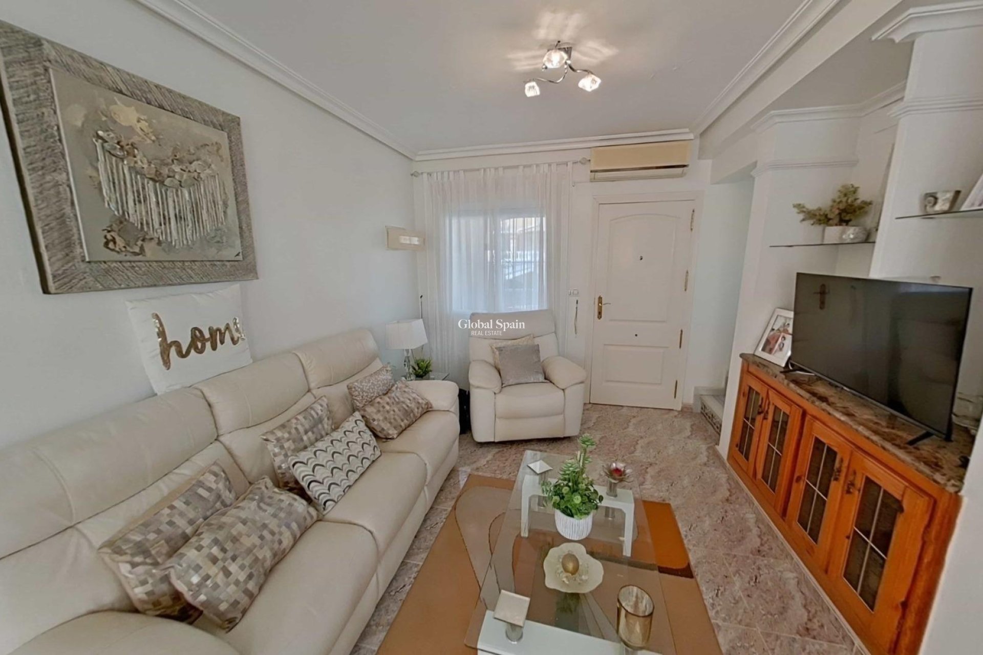 Resale - HOUSE -
ORIHUELA COSTA - La Regia