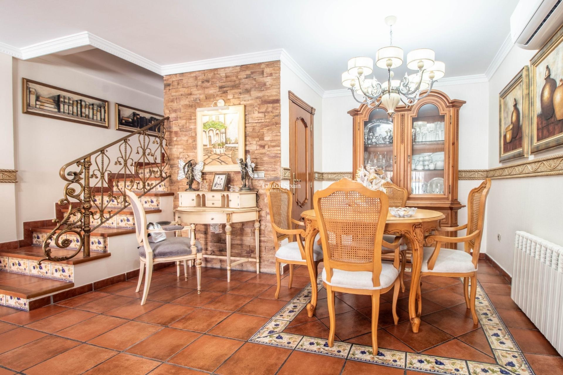 Resale - House -
ORIHUELA COSTA - La Zenia