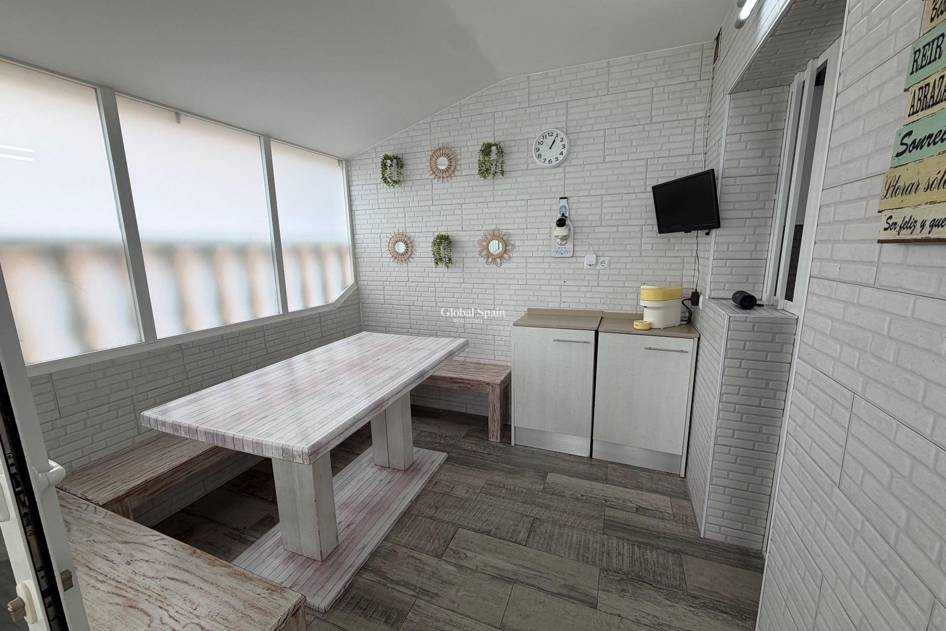 Resale - HOUSE -
ORIHUELA COSTA - La Zenia