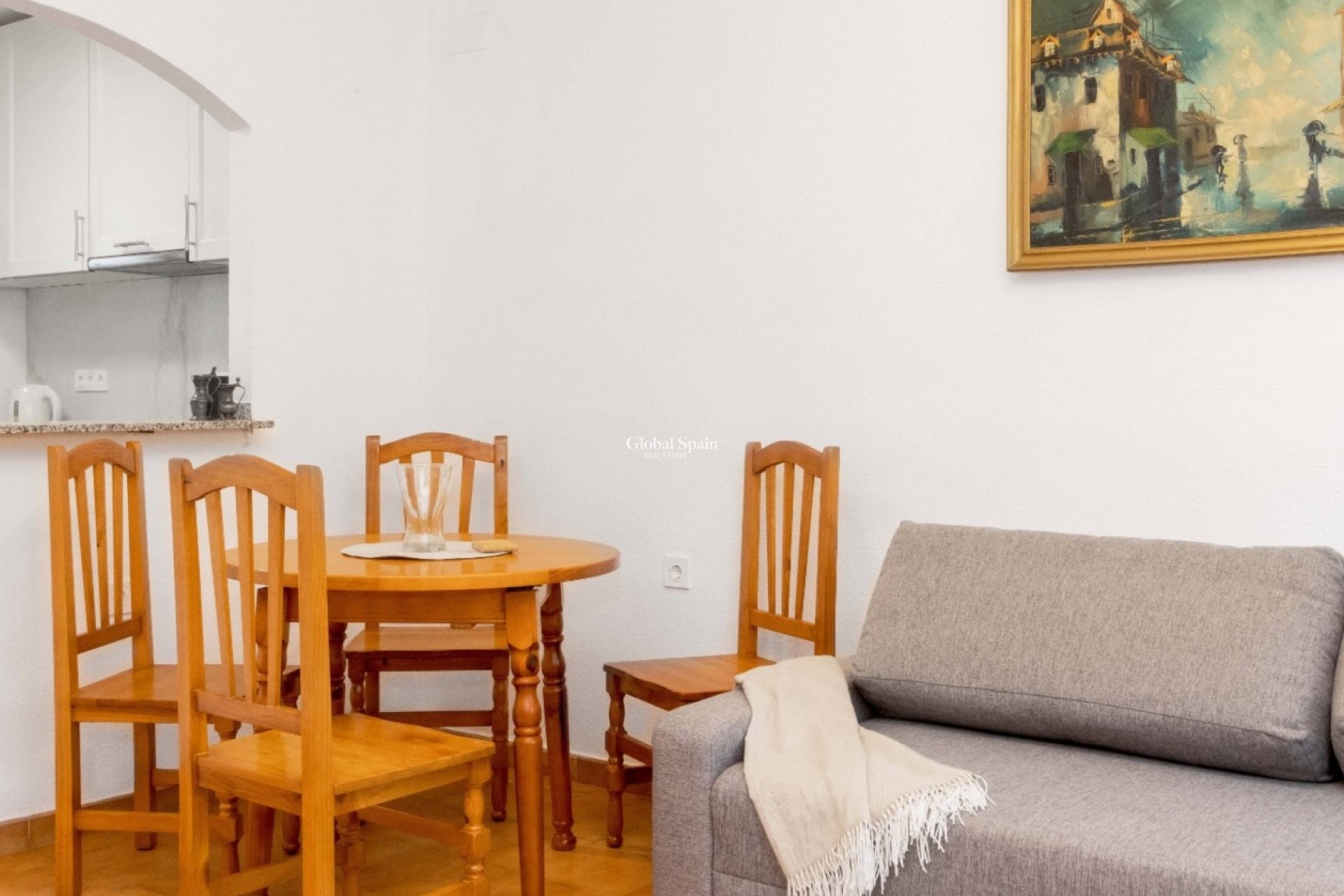 Resale - HOUSE -
ORIHUELA COSTA - La Zenia