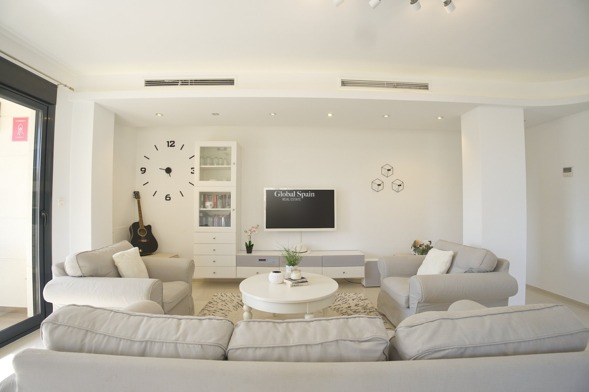 Resale - HOUSE -
ORIHUELA COSTA - La Zenia