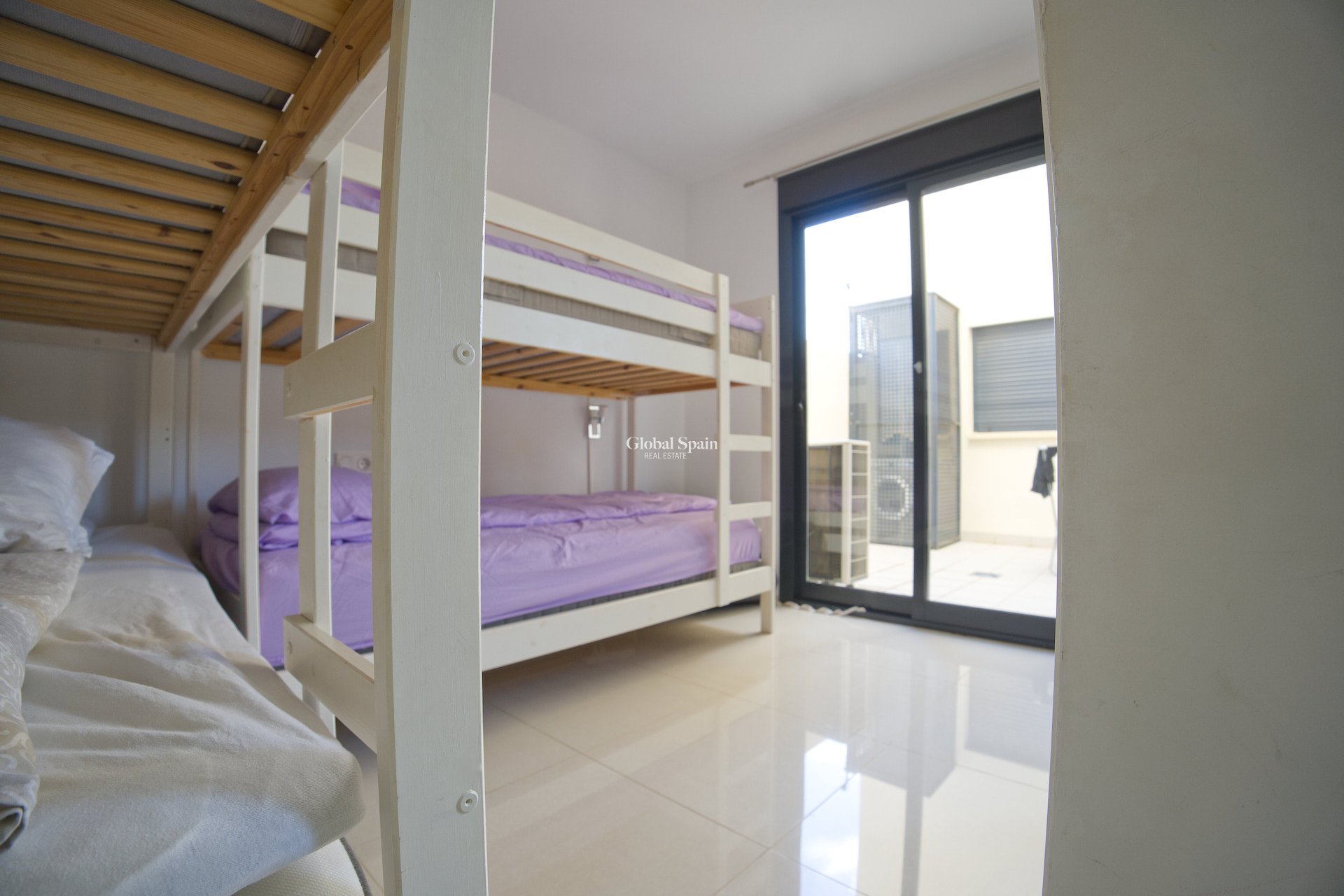 Resale - HOUSE -
ORIHUELA COSTA - La Zenia