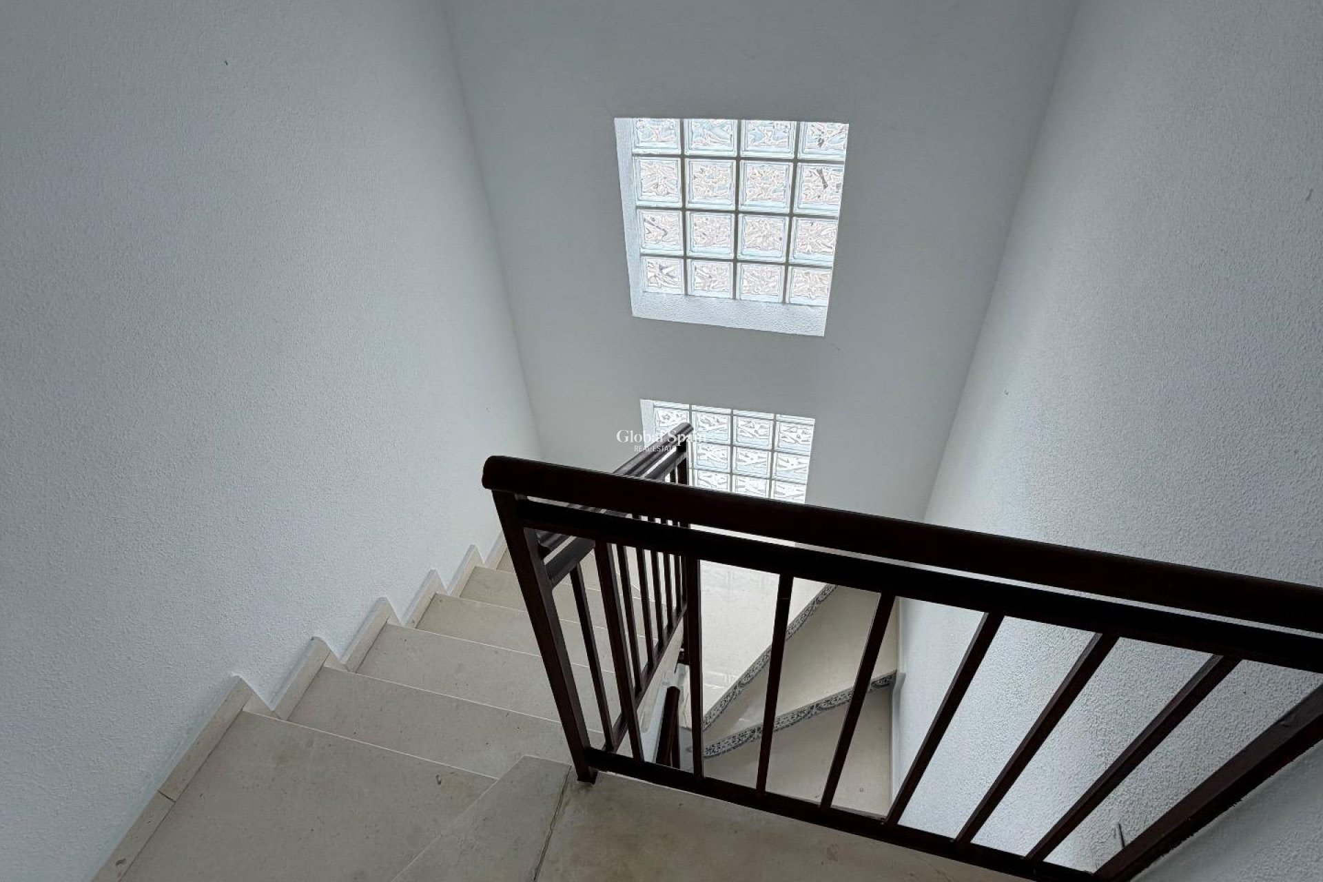Resale - HOUSE -
ORIHUELA COSTA - La Zenia