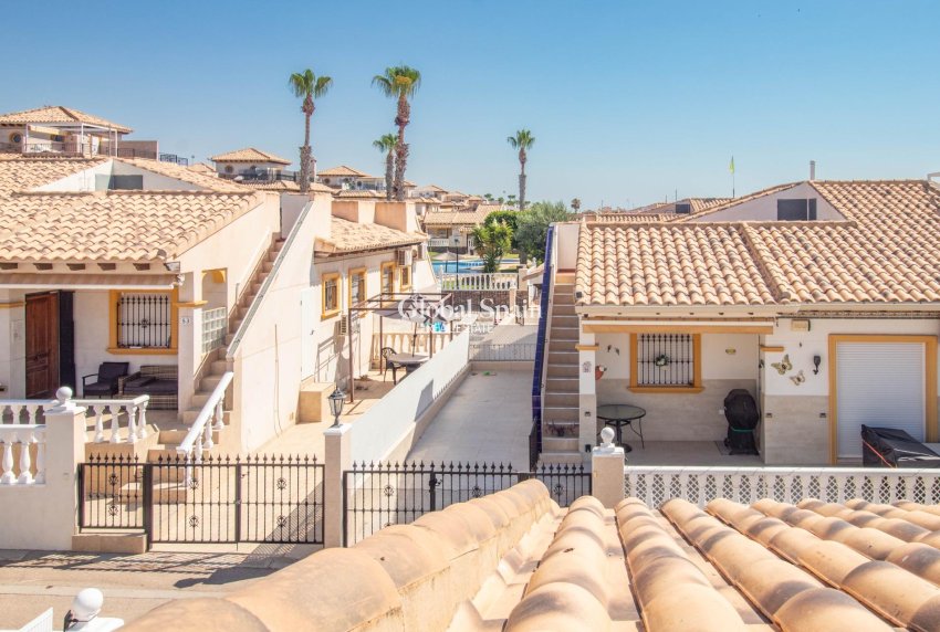 Resale - HOUSE -
ORIHUELA COSTA - La Zenia