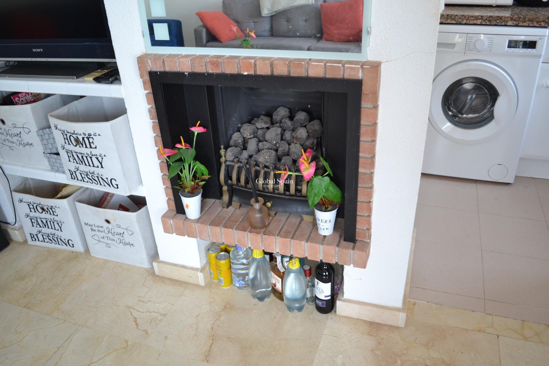 Resale - HOUSE -
ORIHUELA COSTA - La Zenia
