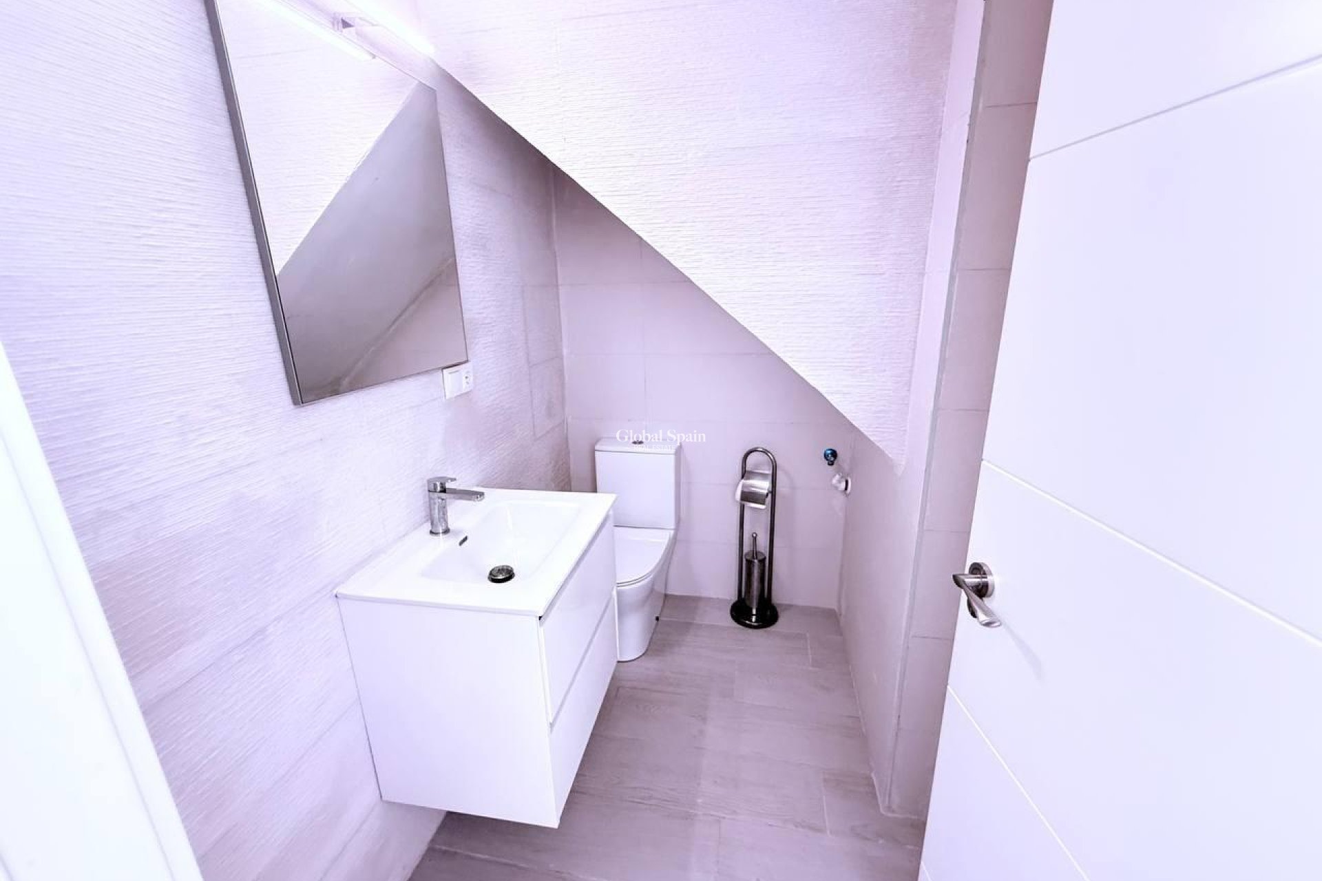 Resale - HOUSE -
ORIHUELA COSTA - Las Filipinas