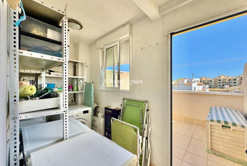 Resale - HOUSE -
ORIHUELA COSTA - Las Filipinas