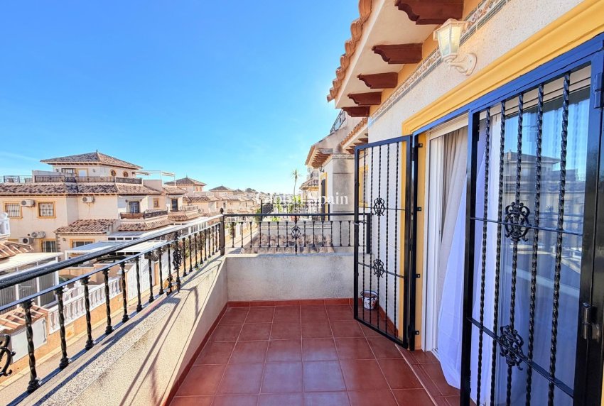 Resale - HOUSE -
ORIHUELA COSTA - Las Filipinas