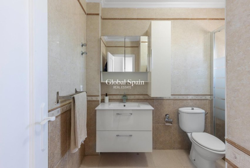 Resale - HOUSE -
ORIHUELA COSTA - Lomas De Cabo Roig-los Dolses