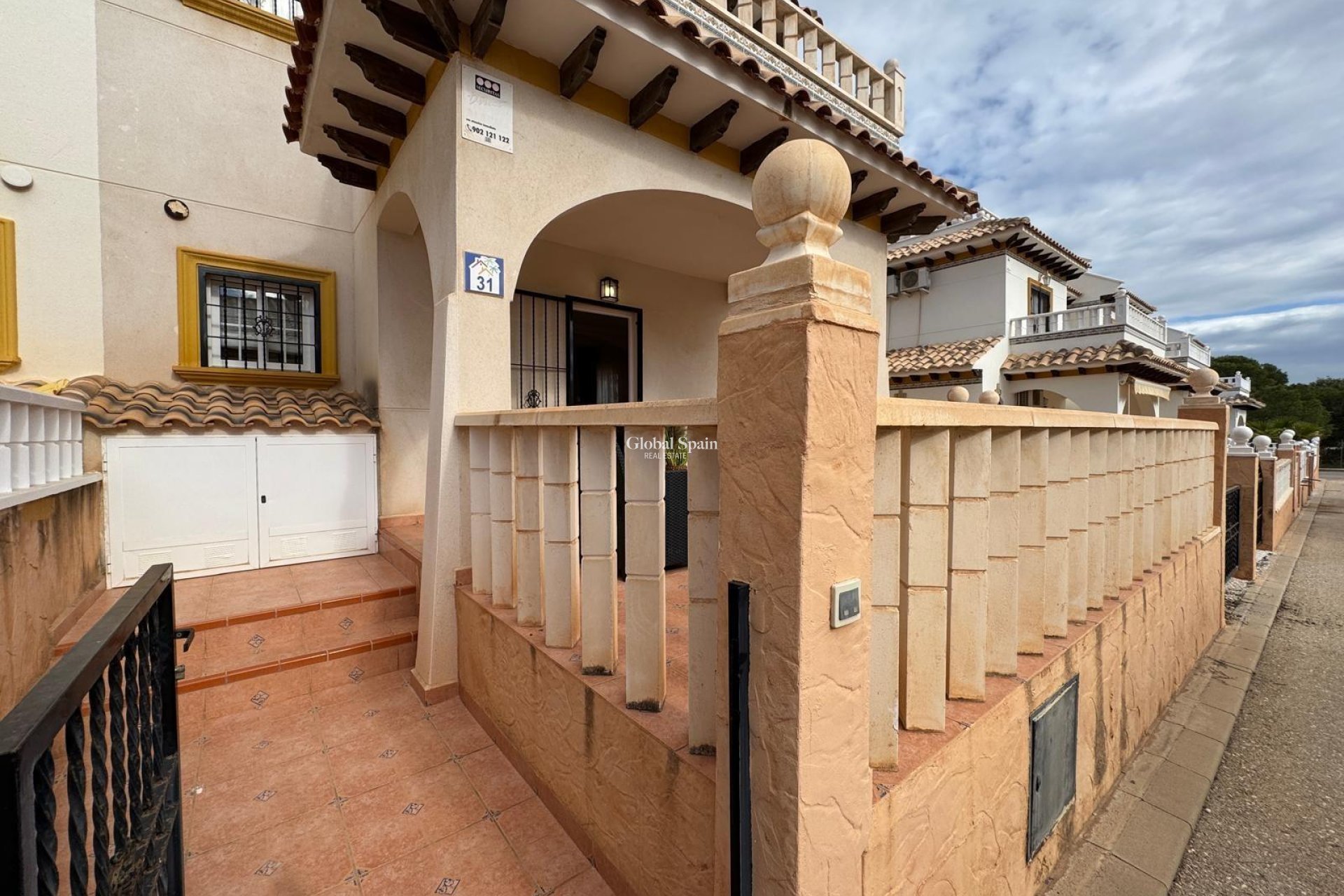 Resale - HOUSE -
ORIHUELA COSTA - Lomas De Cabo Roig-los Dolses