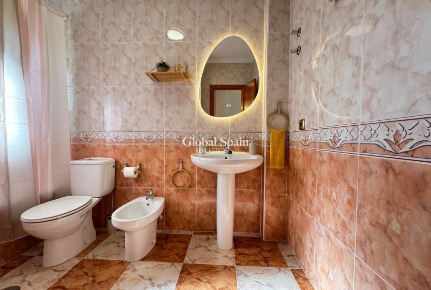 Resale - HOUSE -
ORIHUELA COSTA - Lomas De Cabo Roig-los Dolses