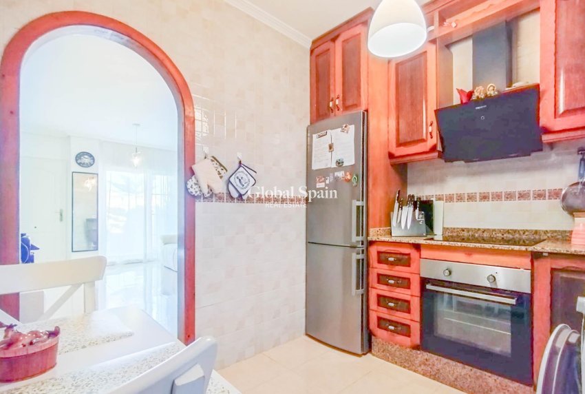 Resale - House -
ORIHUELA COSTA - Lomas de Cabo Roig-Los Dolses