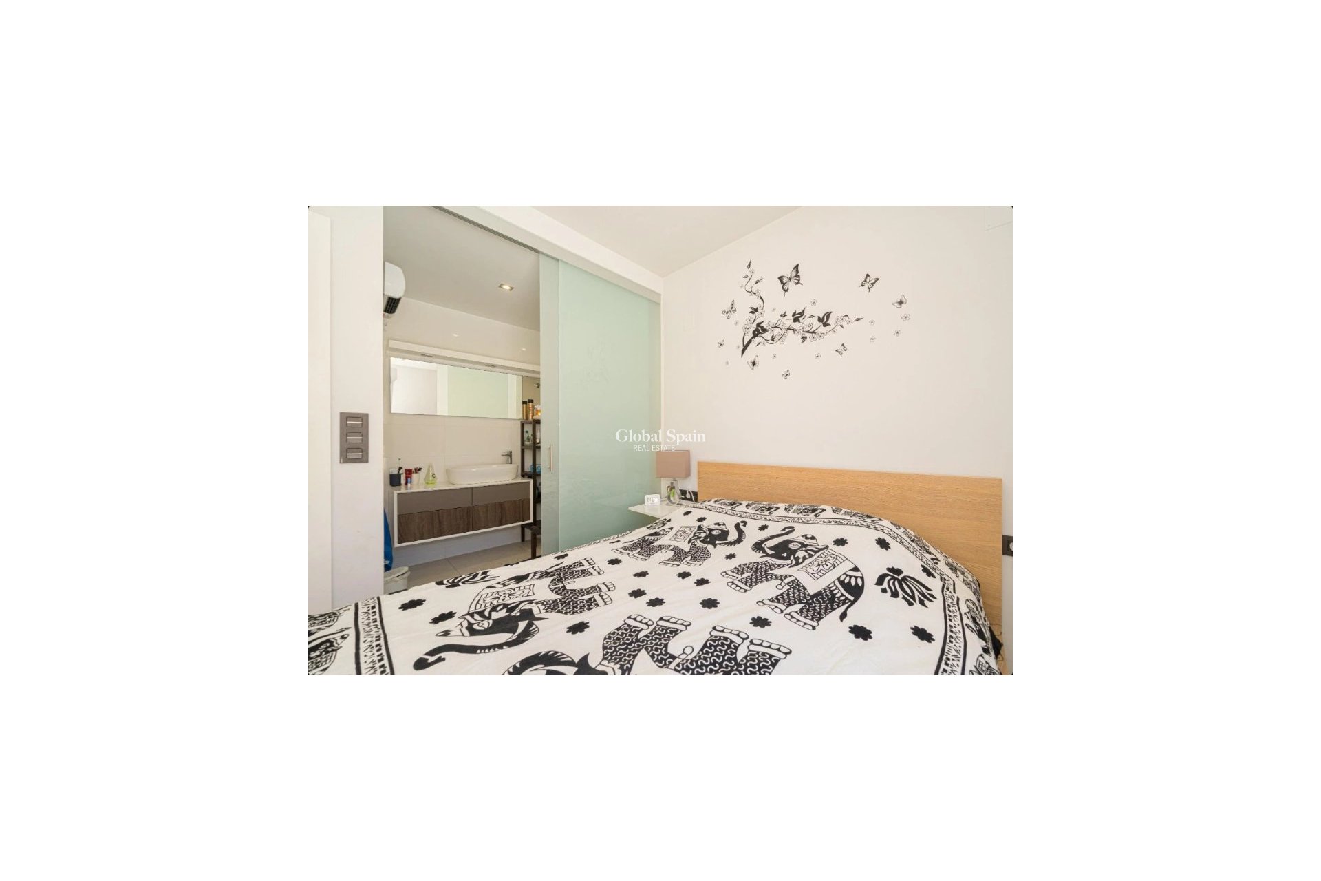 Resale - House -
ORIHUELA COSTA - Lomas de Cabo Roig