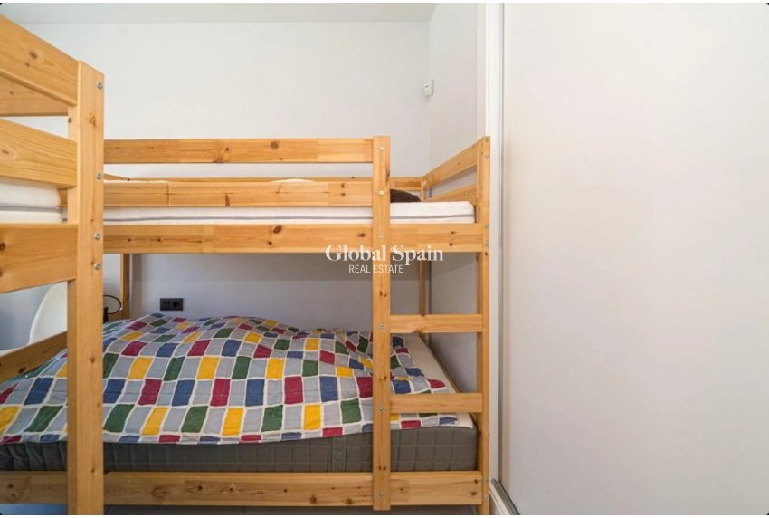 Resale - House -
ORIHUELA COSTA - Lomas de Cabo Roig