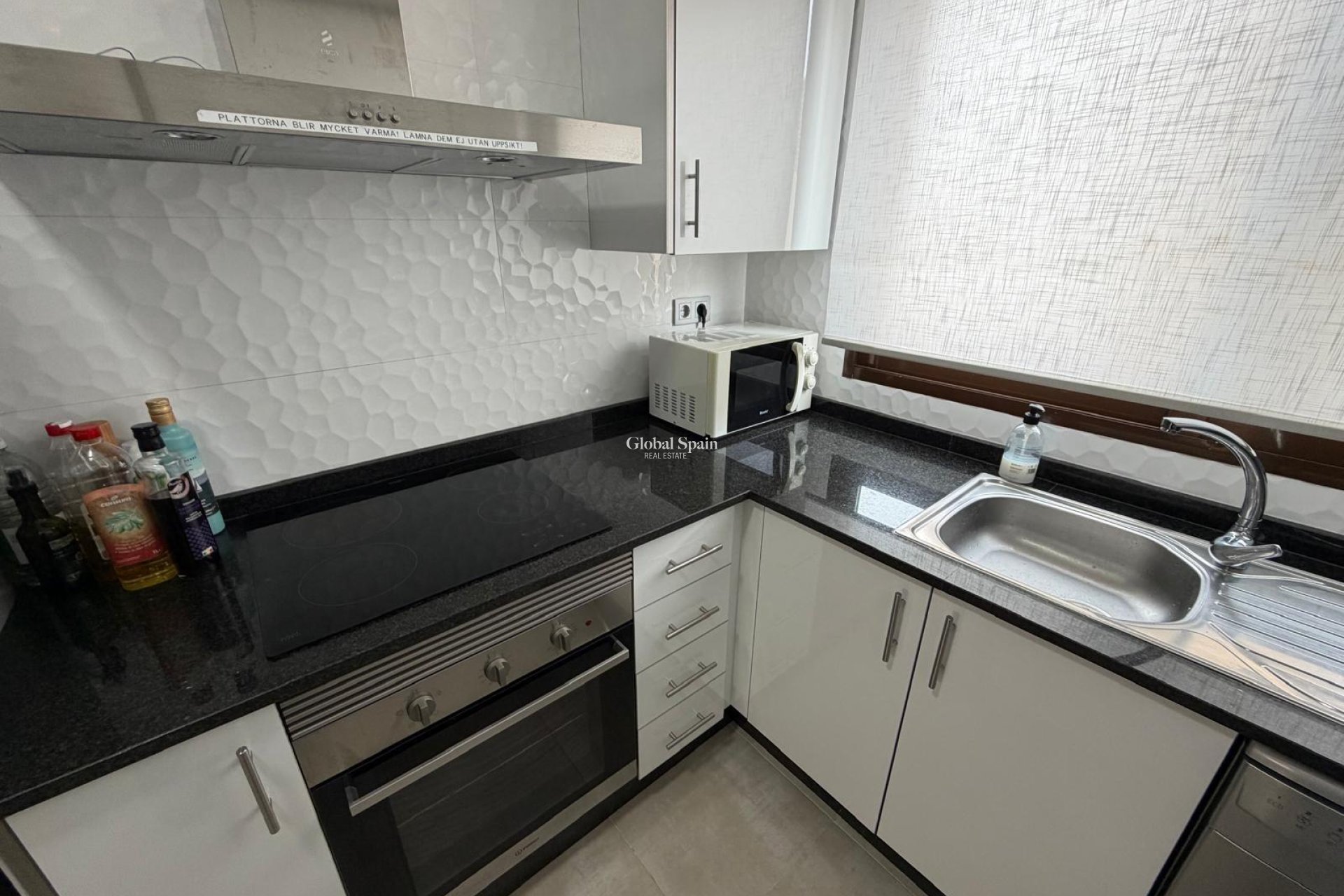 Resale - HOUSE -
ORIHUELA COSTA - Lomas de Cabo Roig