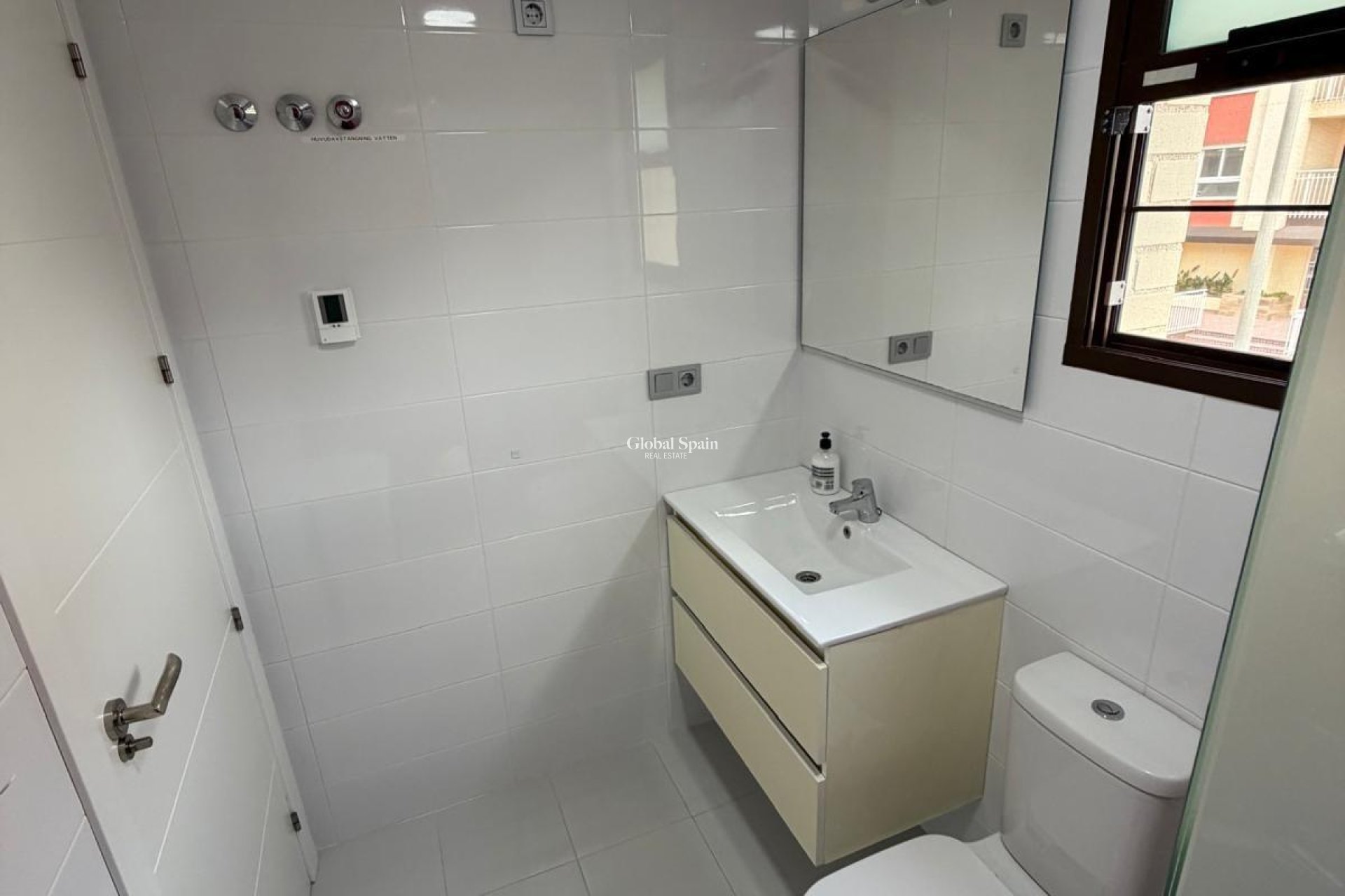 Resale - HOUSE -
ORIHUELA COSTA - Lomas de Cabo Roig