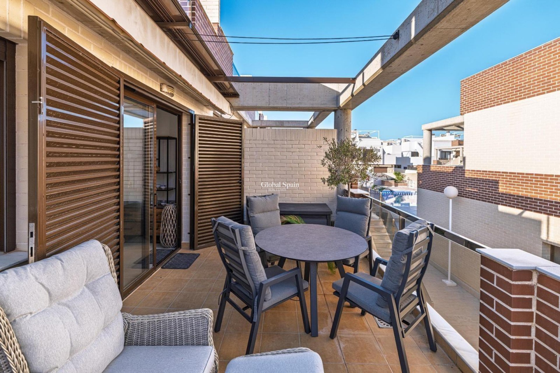Resale - HOUSE -
ORIHUELA COSTA - Lomas de Cabo Roig