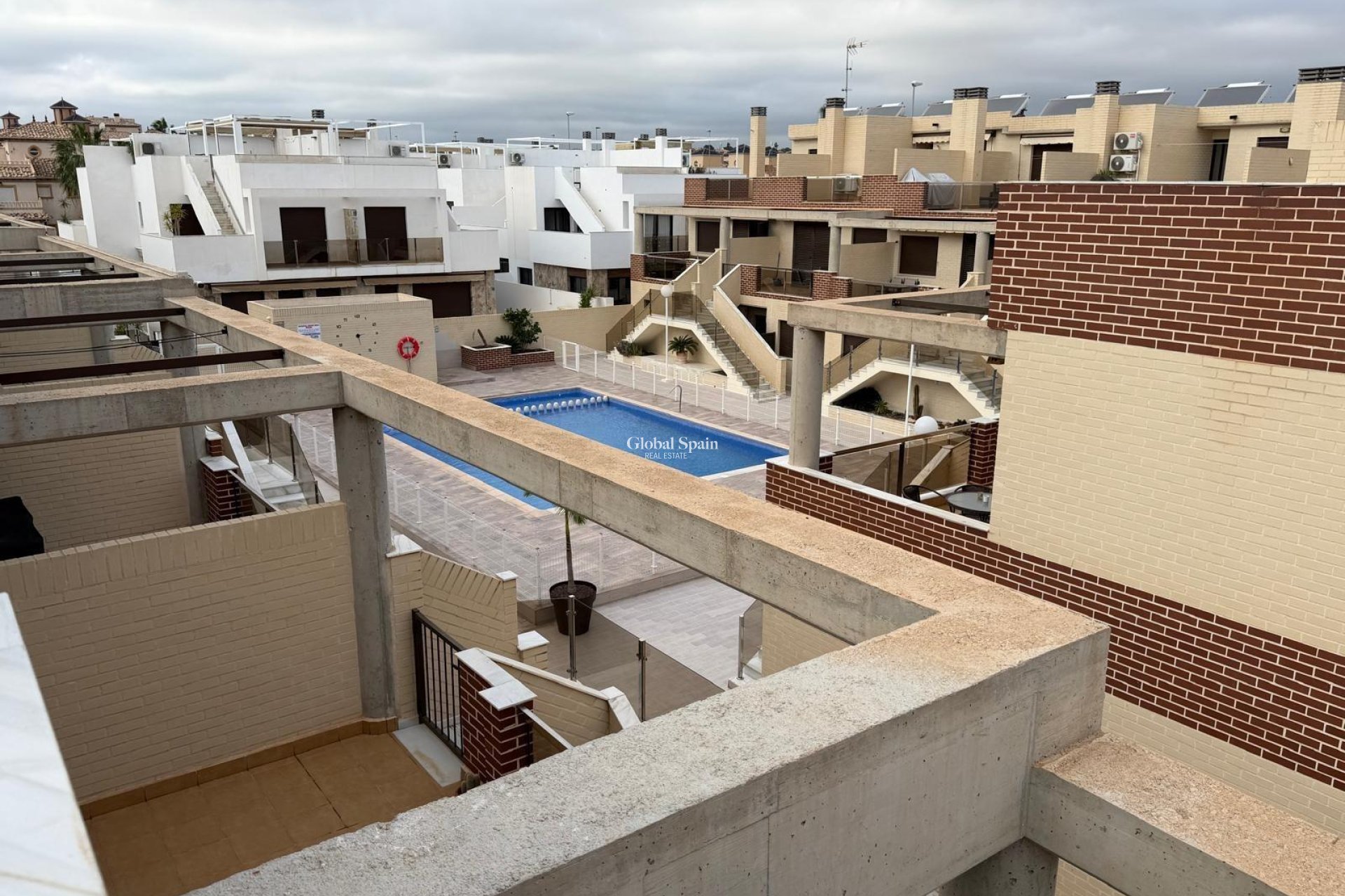 Resale - HOUSE -
ORIHUELA COSTA - Lomas de Cabo Roig