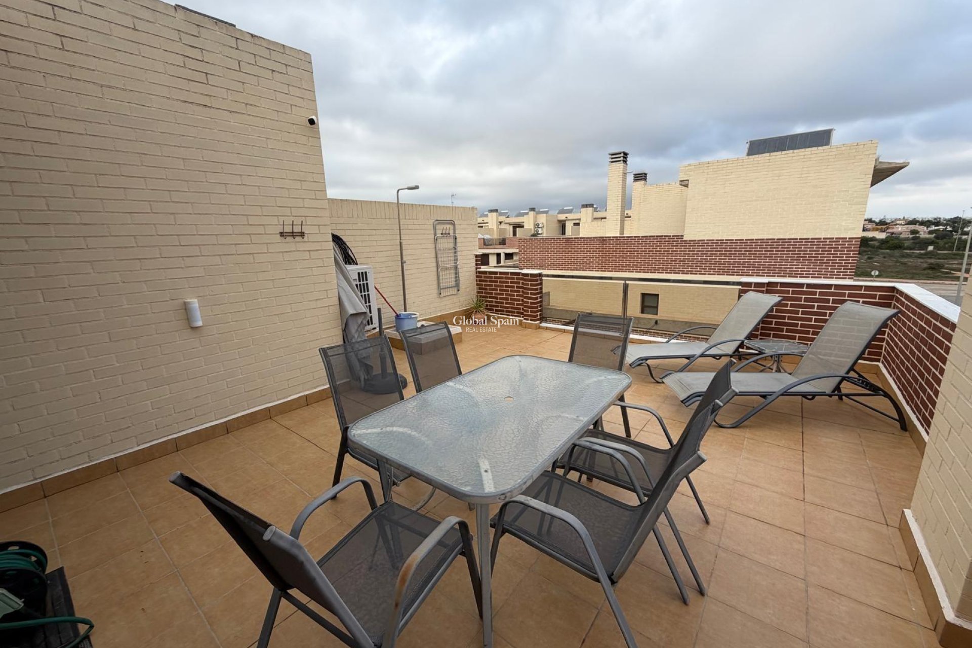 Resale - HOUSE -
ORIHUELA COSTA - Lomas de Cabo Roig