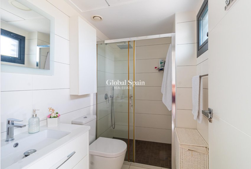Resale - HOUSE -
ORIHUELA COSTA - Lomas de Cabo Roig