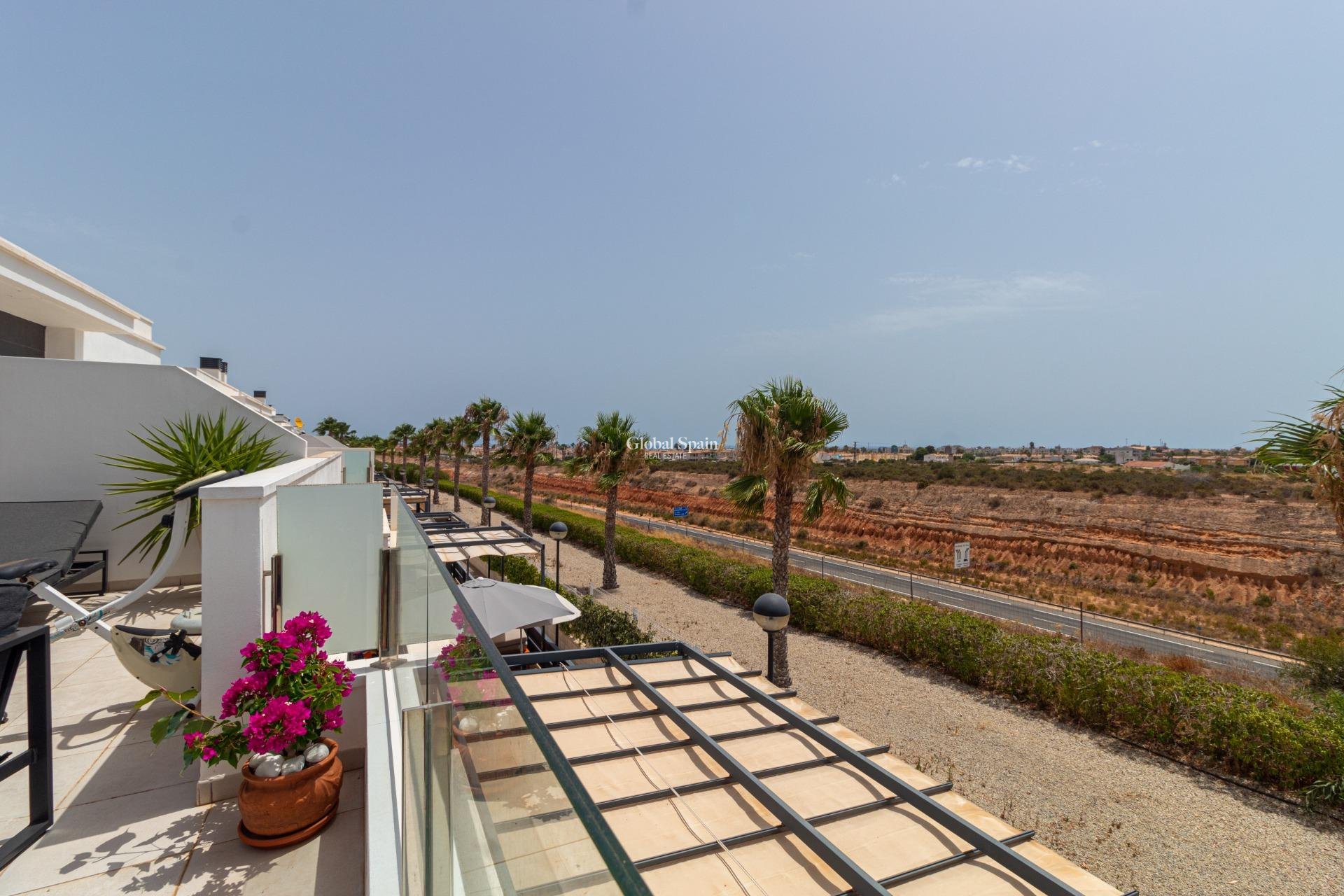 Resale - HOUSE -
ORIHUELA COSTA - Lomas de Cabo Roig