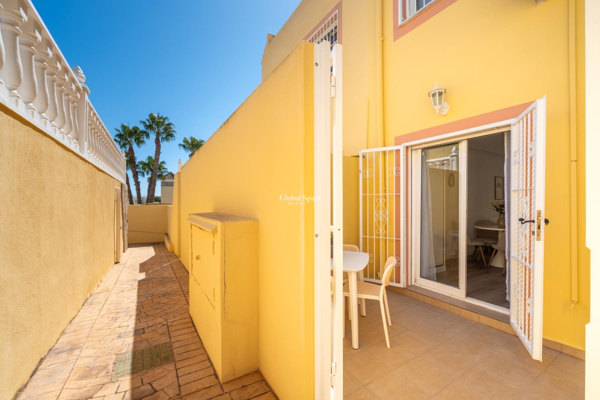 Resale - HOUSE -
ORIHUELA COSTA - Lomas de Campoamor-Las Ramblas