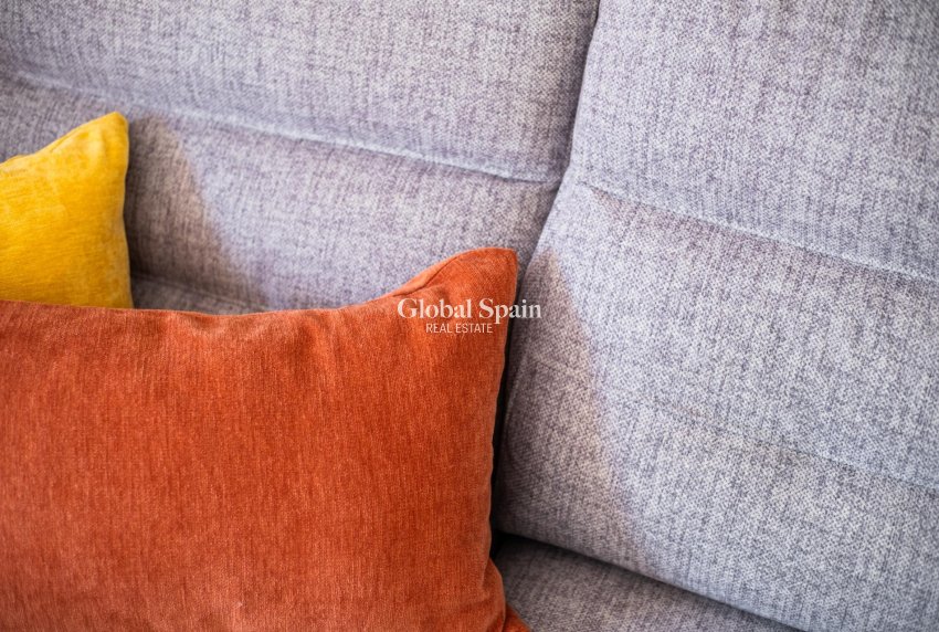 Resale - HOUSE -
ORIHUELA COSTA - Los Almendros-la Florida