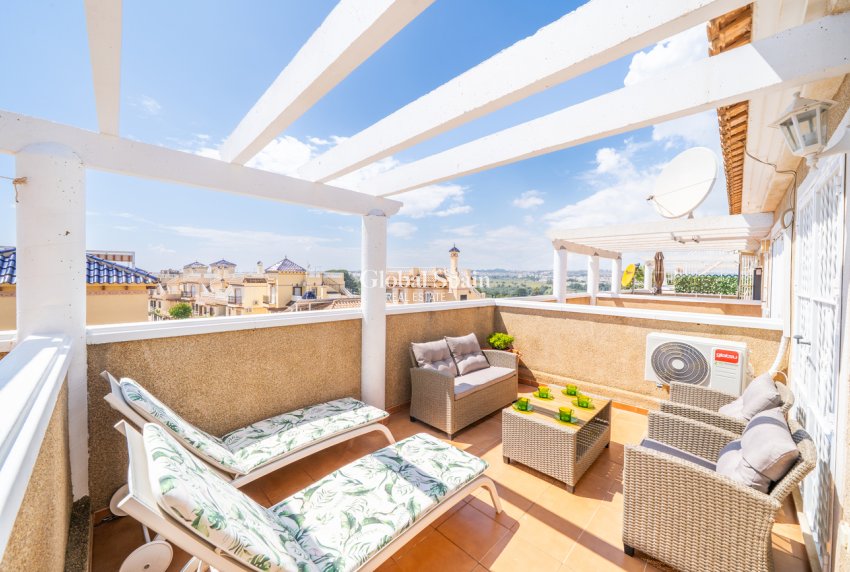 Resale - HOUSE -
ORIHUELA COSTA - Los Almendros - La Florida