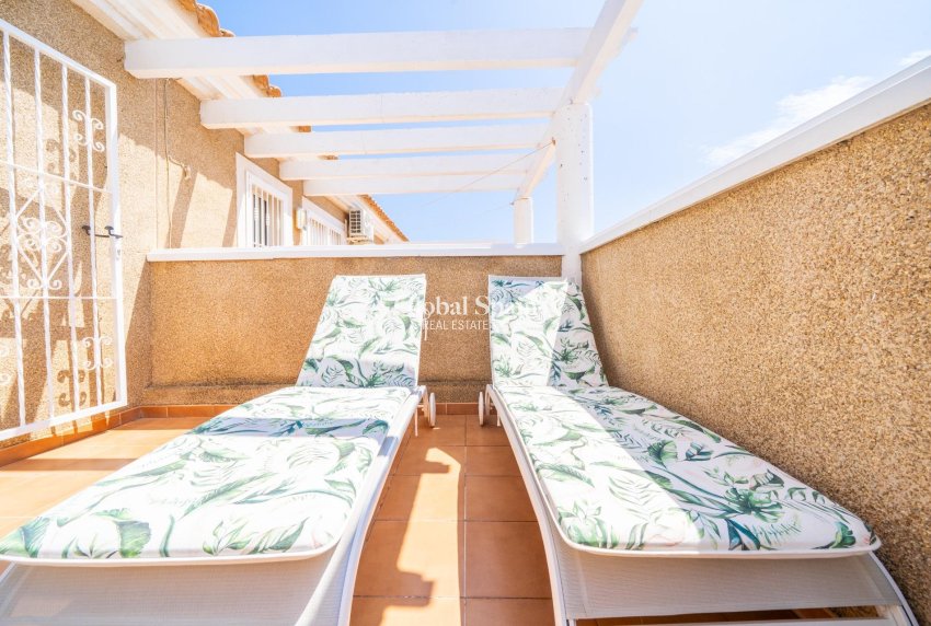 Resale - HOUSE -
ORIHUELA COSTA - Los Almendros-la Florida