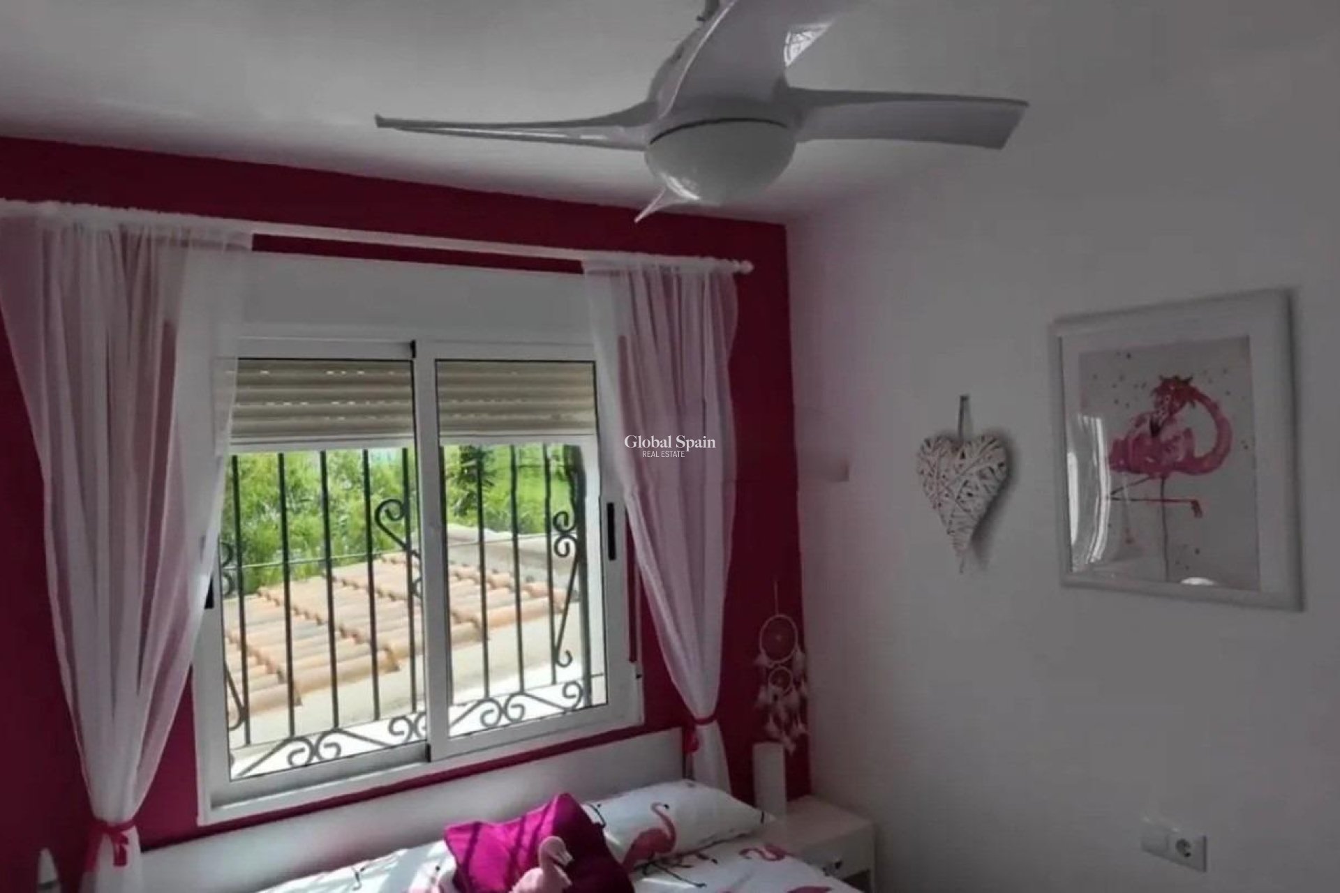 Resale - HOUSE -
ORIHUELA COSTA - Los Almendros-la Florida