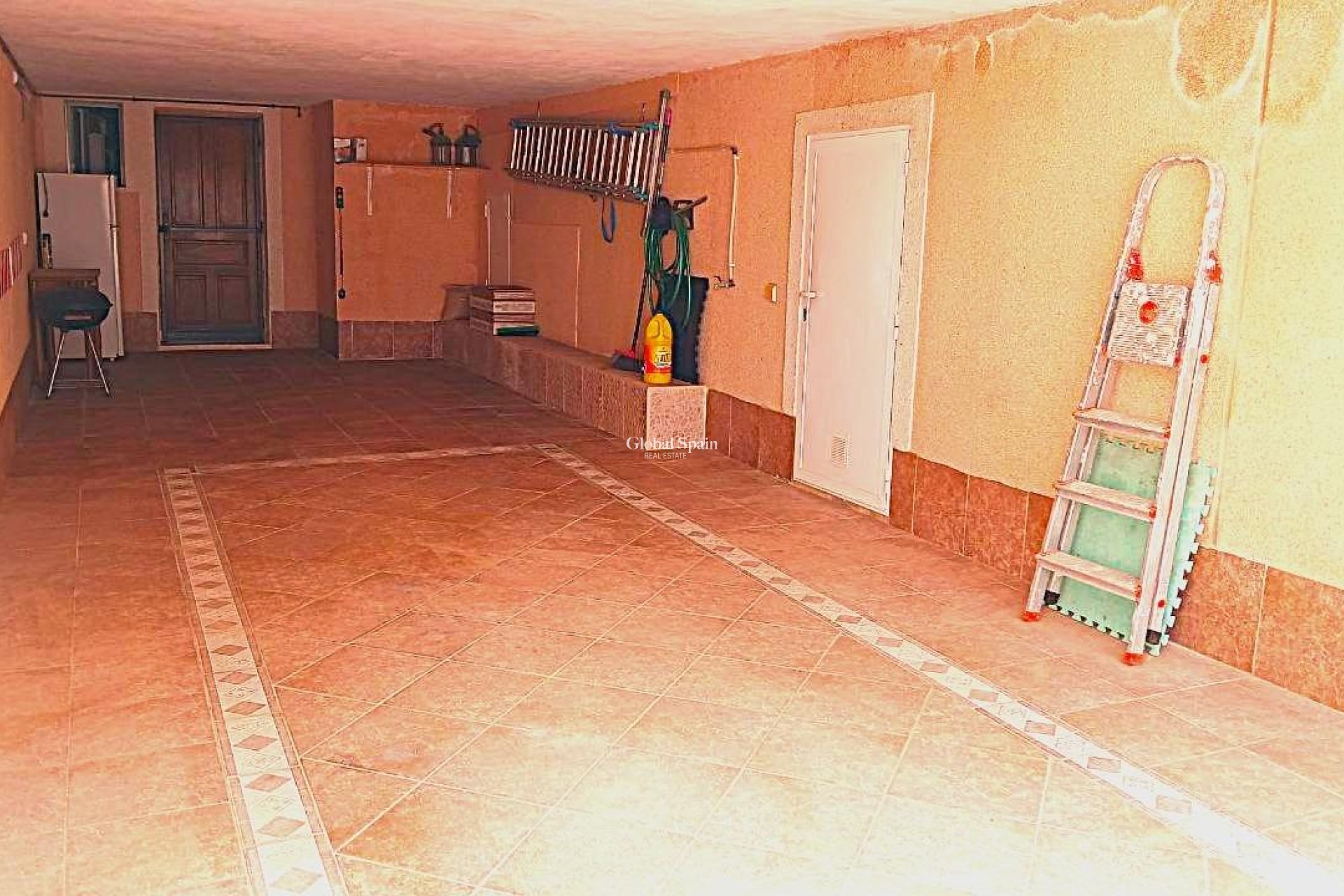 Resale - HOUSE -
ORIHUELA COSTA - Los Almendros-la Florida