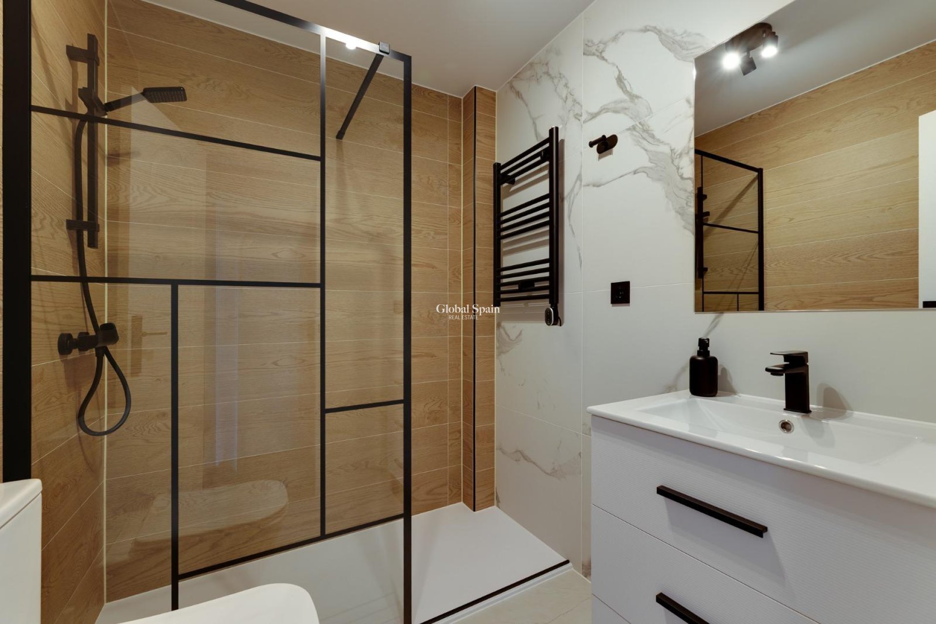 Resale - HOUSE -
ORIHUELA COSTA - LOS BALCONES - LOS ALTOS